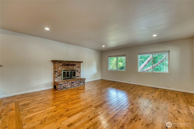 2930 Cascade Trail, Bremerton, WA 98310