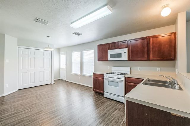 19607 Tully Meadows Court, Katy, TX 77449