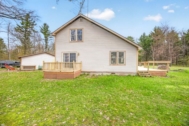 22597 Tamarack Road, Howard City, MI 49329