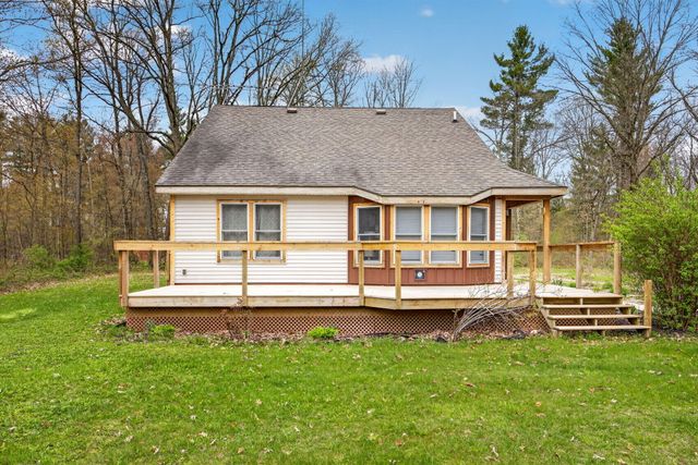 22597 Tamarack Road, Howard City, MI 49329