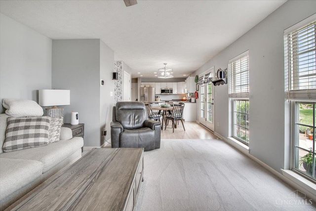 42 Ridge Wood Drive, Monroe, OH 45050