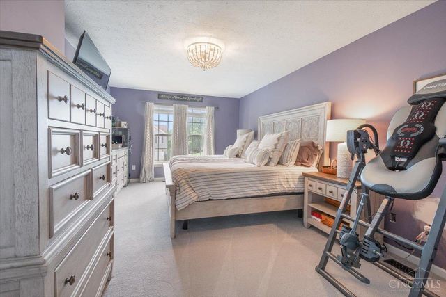 42 Ridge Wood Drive, Monroe, OH 45050