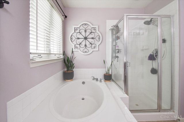 42 Ridge Wood Drive, Monroe, OH 45050