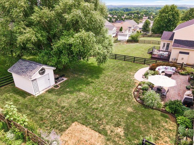 42 Ridge Wood Drive, Monroe, OH 45050