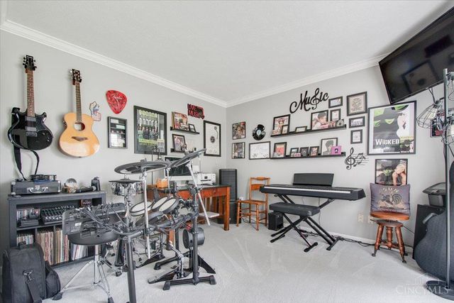 42 Ridge Wood Drive, Monroe, OH 45050