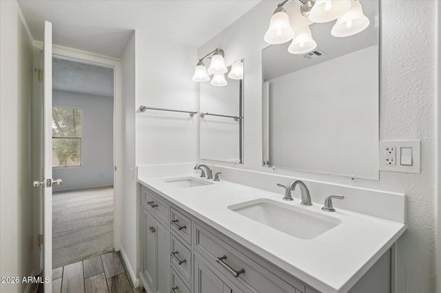 4619 W CONTINENTAL Drive, Glendale, AZ 85308