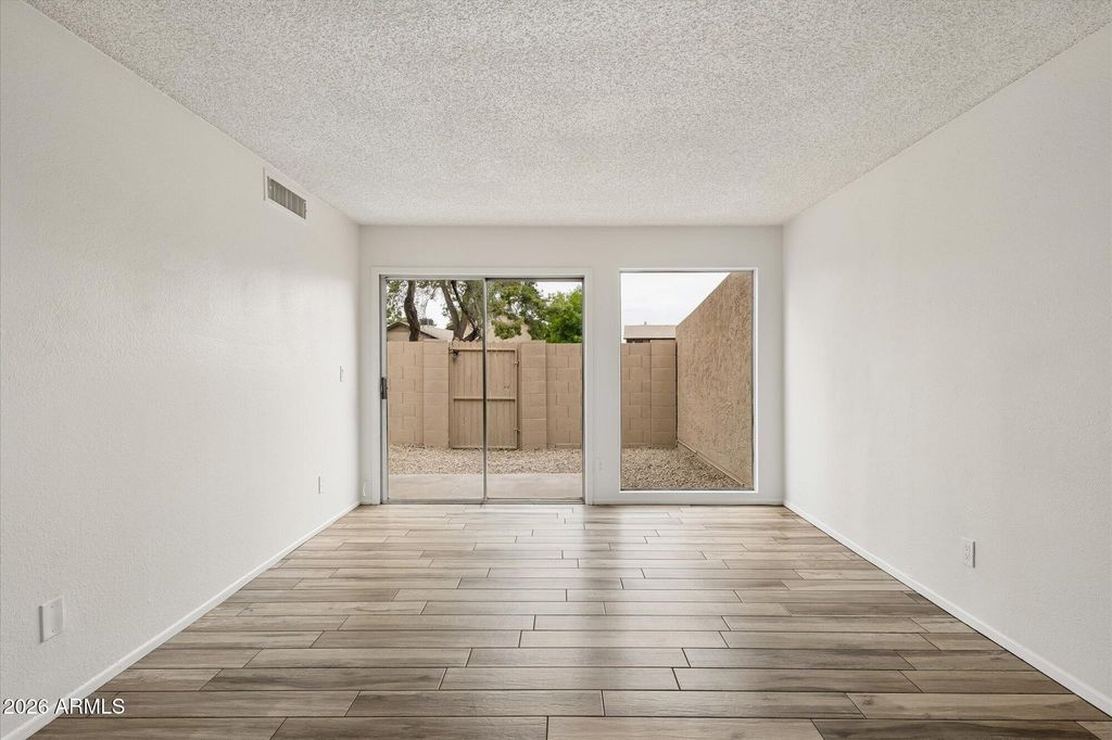 4619 W CONTINENTAL Drive, Glendale, AZ 85308 — photo 4