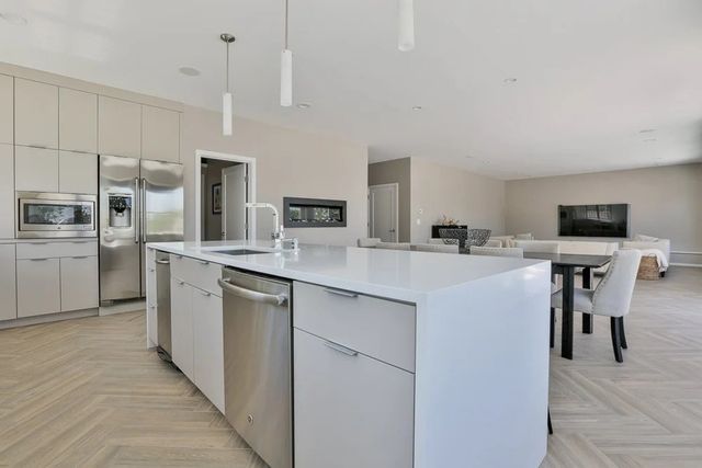 545 Highland, Marshfield, MA 02050
