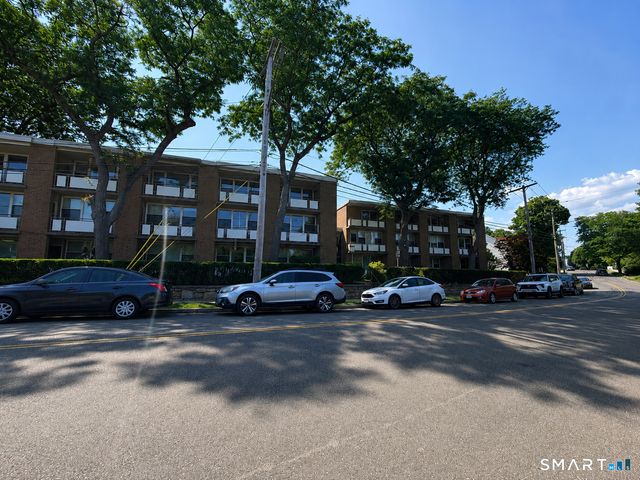 15 Ellsworth Street 7, Bridgeport, CT 06605