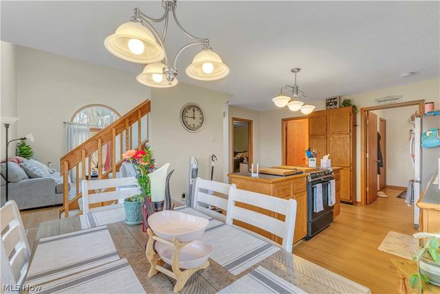 144 Royal Crest Drive M, Seville, OH 44273