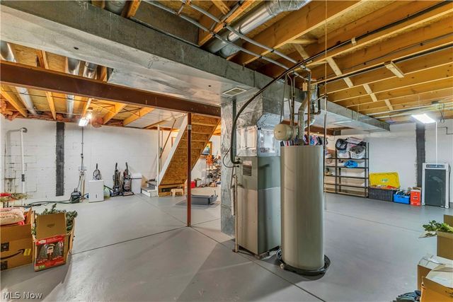 144 Royal Crest Drive M, Seville, OH 44273