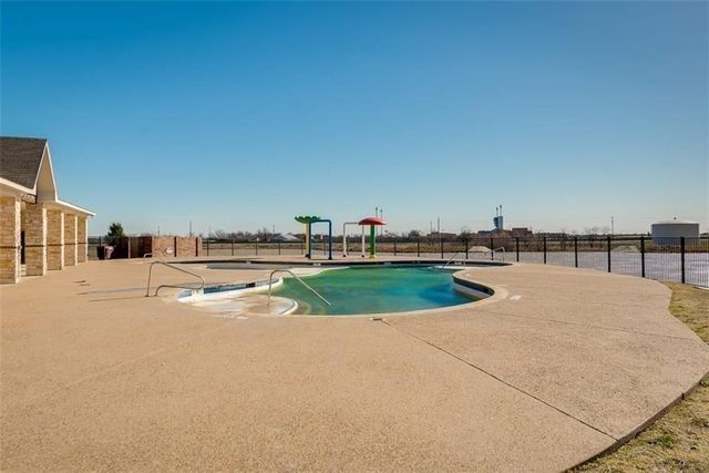 1328 River Oak Lane, Royse City, TX 75189