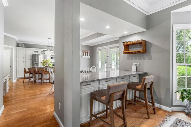 6736 Black Water Drive, St Louis, MO 63129