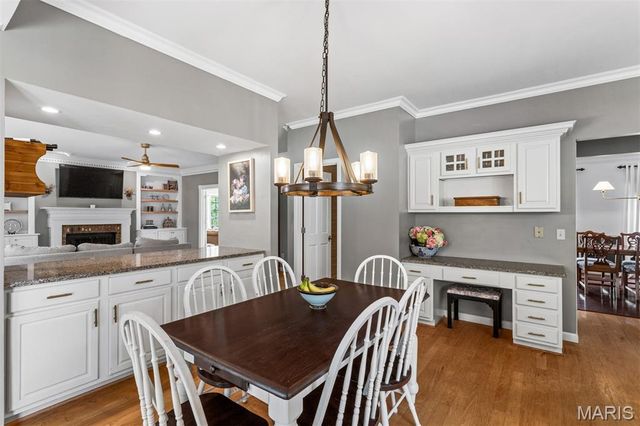 6736 Black Water Drive, St Louis, MO 63129
