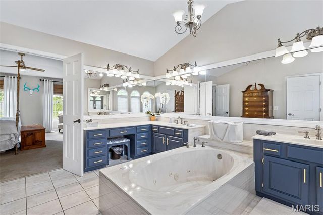6736 Black Water Drive, St Louis, MO 63129