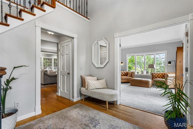 6736 Black Water Drive, St Louis, MO 63129