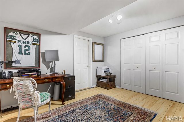 6736 Black Water Drive, St Louis, MO 63129
