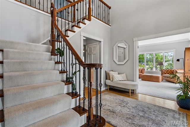 6736 Black Water Drive, St Louis, MO 63129