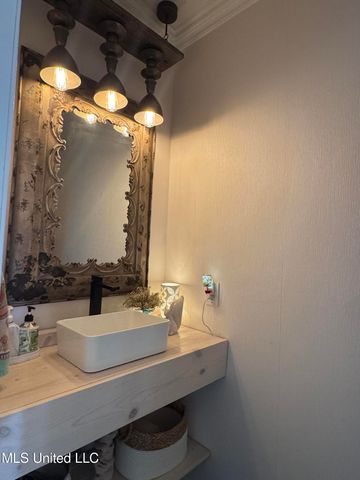 600 Pinecrest Drive, Madison, MS 39110