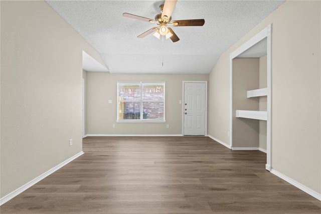 6824 Brookhaven Trail, Fort Worth, TX 76133
