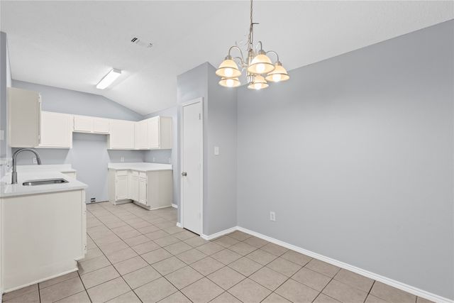 6824 Brookhaven Trail, Fort Worth, TX 76133