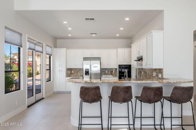 9270 E THOMPSON PEAK Parkway 359, Scottsdale, AZ 85255