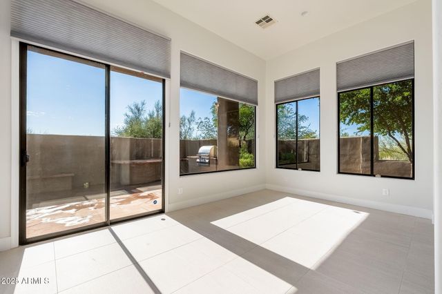 9270 E THOMPSON PEAK Parkway 359, Scottsdale, AZ 85255