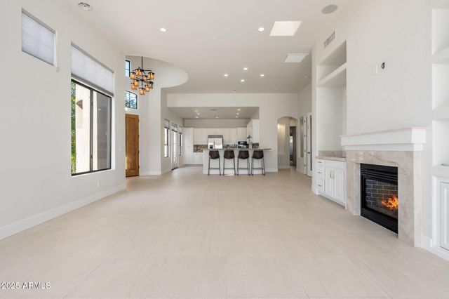 9270 E THOMPSON PEAK Parkway 359, Scottsdale, AZ 85255