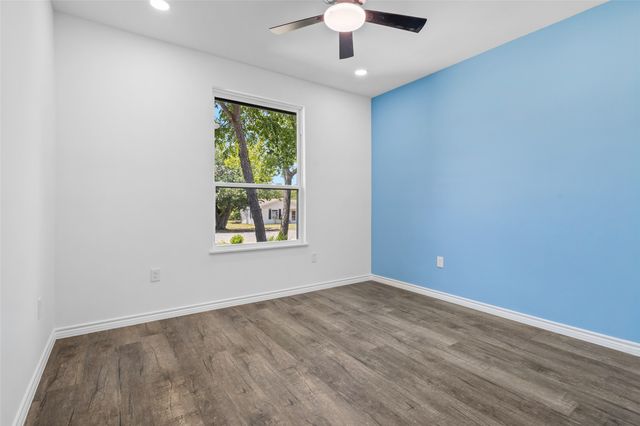 820 N Wood Street, Denton, TX 76209
