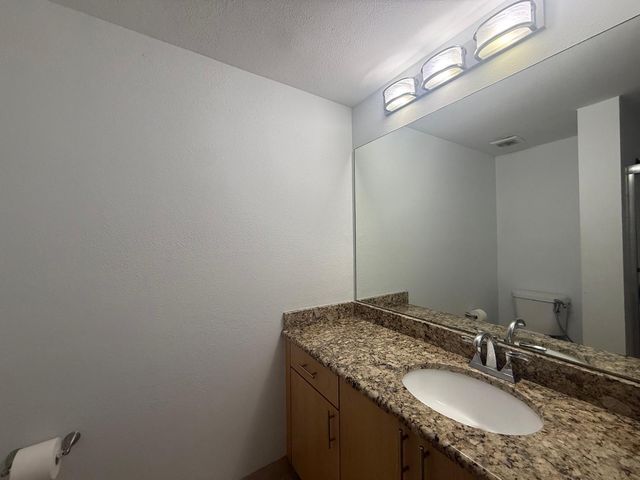 533 NE 3rd Avenue 415, Fort Lauderdale, FL 33301