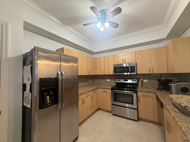 533 NE 3rd Avenue 415, Fort Lauderdale, FL 33301