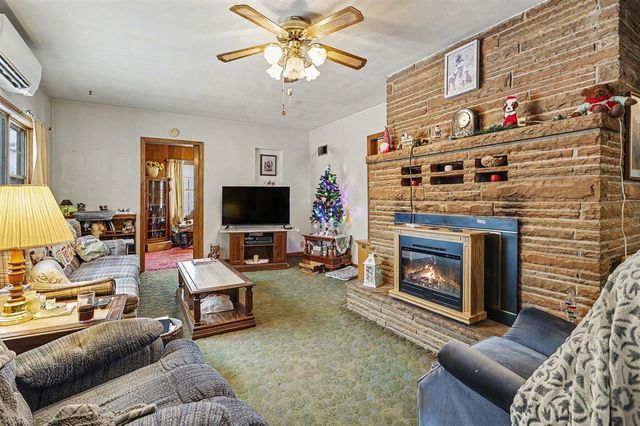 3633 Lakeshore Drive, Saint Joseph, MI 49085