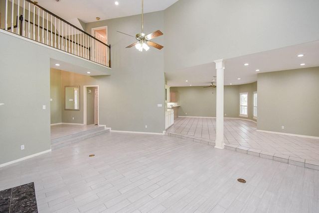 2926 Carnoustie Drive, Missouri City, TX 77459