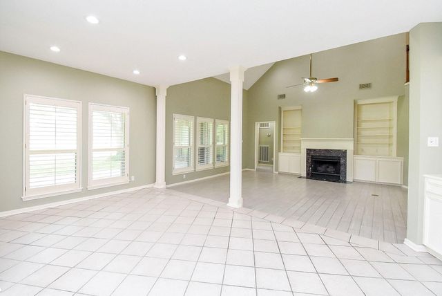 2926 Carnoustie Drive, Missouri City, TX 77459