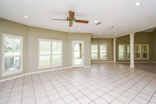 2926 Carnoustie Drive, Missouri City, TX 77459