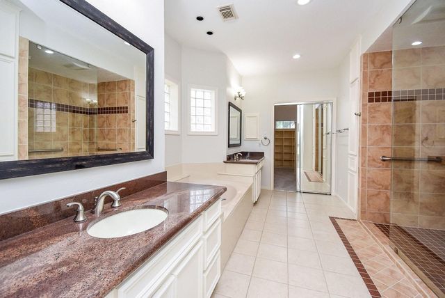 2926 Carnoustie Drive, Missouri City, TX 77459