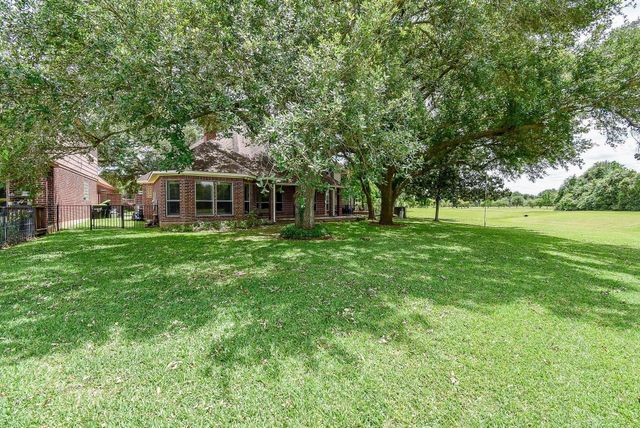 2926 Carnoustie Drive, Missouri City, TX 77459