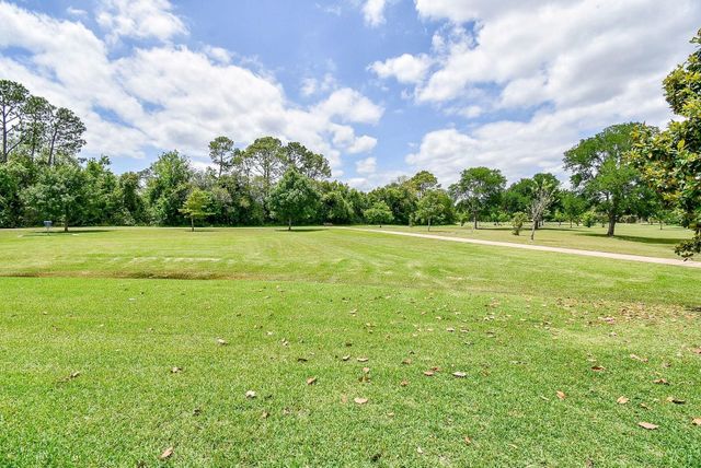 2926 Carnoustie Drive, Missouri City, TX 77459