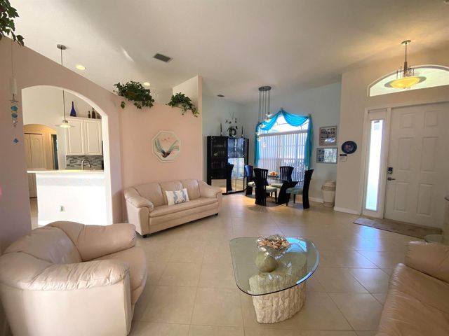 2801 SE Rawlings Road, Port St. Lucie, FL 34952