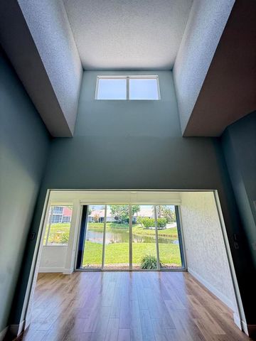 225 N Lakeshore Drive, Hypoluxo, FL 33462