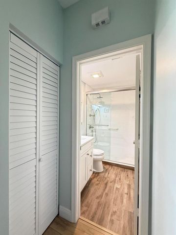 225 N Lakeshore Drive, Hypoluxo, FL 33462