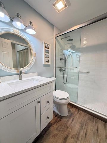 225 N Lakeshore Drive, Hypoluxo, FL 33462