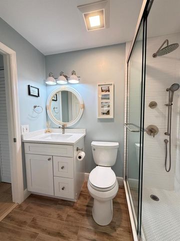 225 N Lakeshore Drive, Hypoluxo, FL 33462
