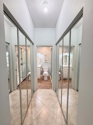 225 N Lakeshore Drive, Hypoluxo, FL 33462