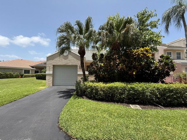 225 N Lakeshore Drive, Hypoluxo, FL 33462