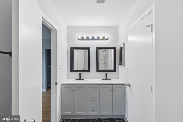 2012 DARLINGTON LOOP, Woodbridge, VA 22191