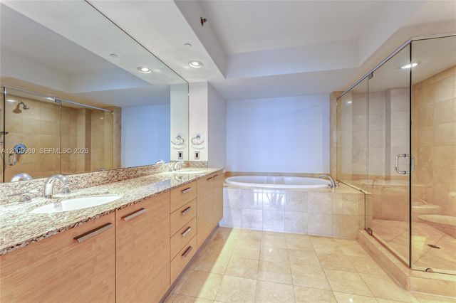 1830 S Ocean Dr 4601, Hallandale Beach, FL 33009