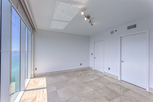 1830 S Ocean Dr 4601, Hallandale Beach, FL 33009