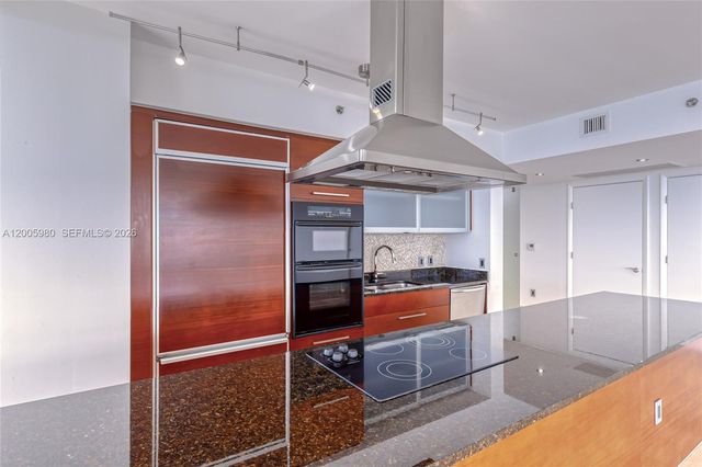 1830 S Ocean Dr 4601, Hallandale Beach, FL 33009