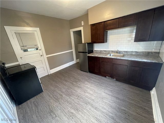 3333 W 111th Street, Cleveland, OH 44111